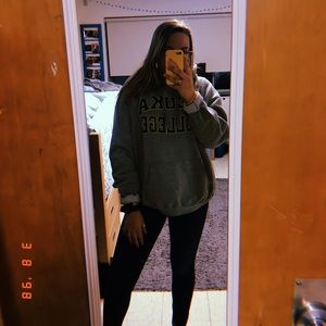 Meet your Posher, Lily